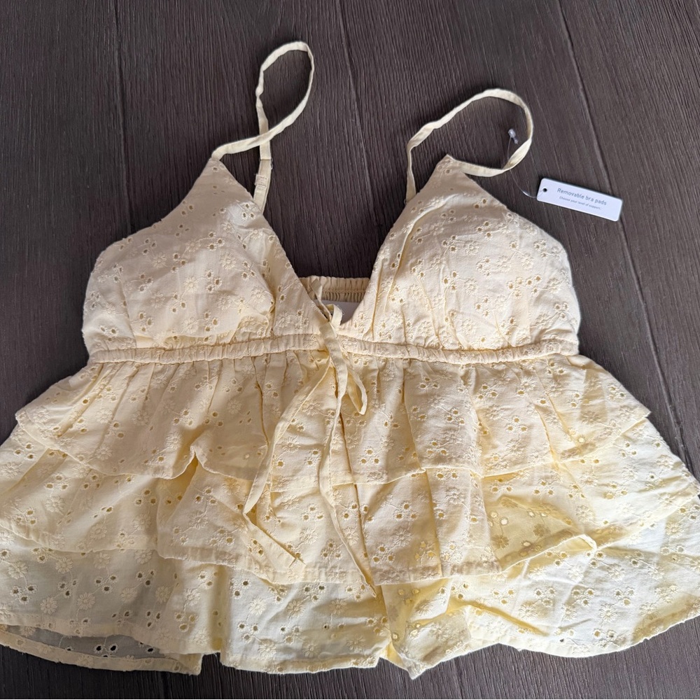 Hollister Easy Tiered Blouse Yellow Eyelet NWT